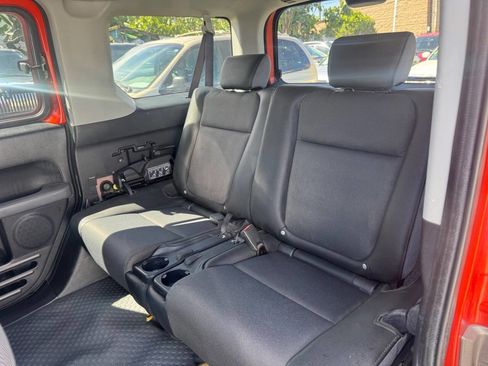 Used 2004 Honda Element EX image 9