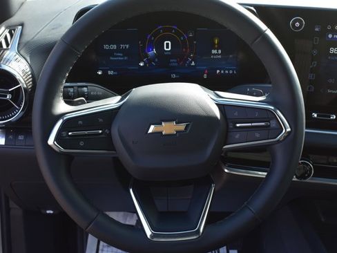 New 2026 Chevrolet Equinox LT w/ Safety and Technology Package image 18