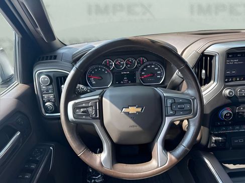 Used 2020 Chevrolet Silverado 1500 LTZ w/ LTZ Texas Edition AWD/4WD image 14