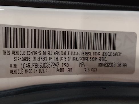 Used 2018 Jeep Grand Cherokee Limited AWD/4WD image 33