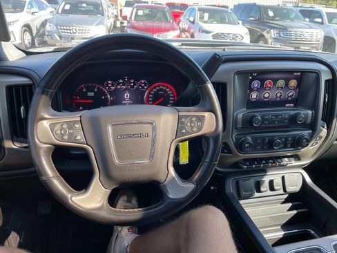 Used 2015 GMC Sierra 3500 Denali w/ Duramax Plus Package image 33