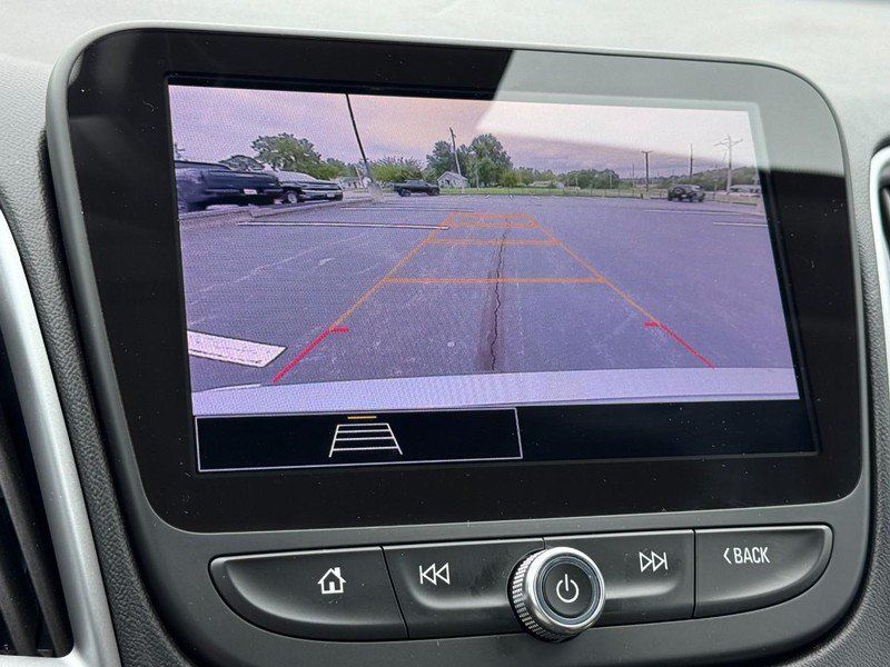 Used 2024 Chevrolet Malibu LT FWD image 20