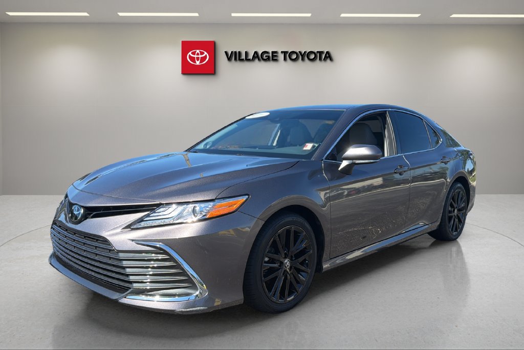 Certified 2024 Toyota Camry XLE w/ Navigation Package FWD image 1