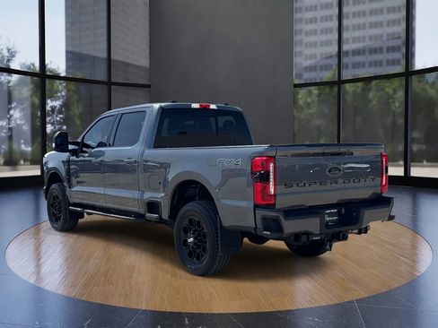 Certified 2023 Ford F250 XLT w/ Black Appearance Package AWD/4WD image 4