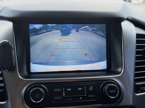 Used 2019 Chevrolet Tahoe LT w/ RST Edition RWD image 34