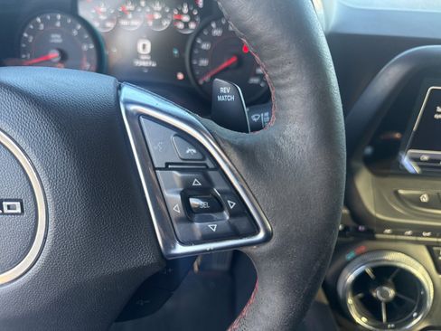 Used 2018 Chevrolet Camaro ZL1 image 10
