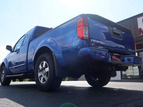 Used 2013 Nissan Frontier PRO-4X AWD/4WD image 19