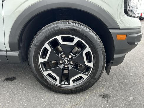 Used 2021 Ford Bronco Sport Outer Banks image 9