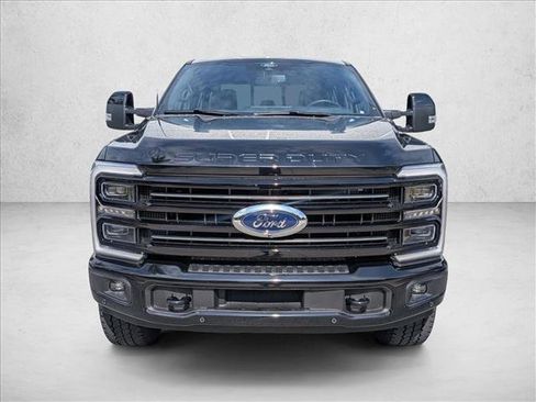 Used 2026 Ford F250 Platinum AWD/4WD image 2