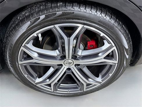 Used 2023 Maserati Levante GT image 32