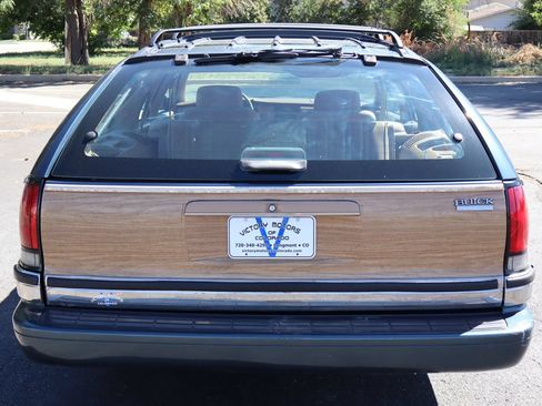 Used 1996 Buick Roadmaster Estate RWD image 6