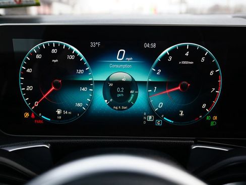 Used 2020 Mercedes-Benz GLB 250 4MATIC image 48