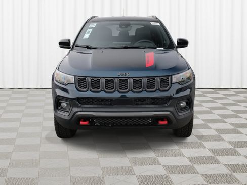 New 2026 Jeep Compass Trailhawk AWD/4WD image 31