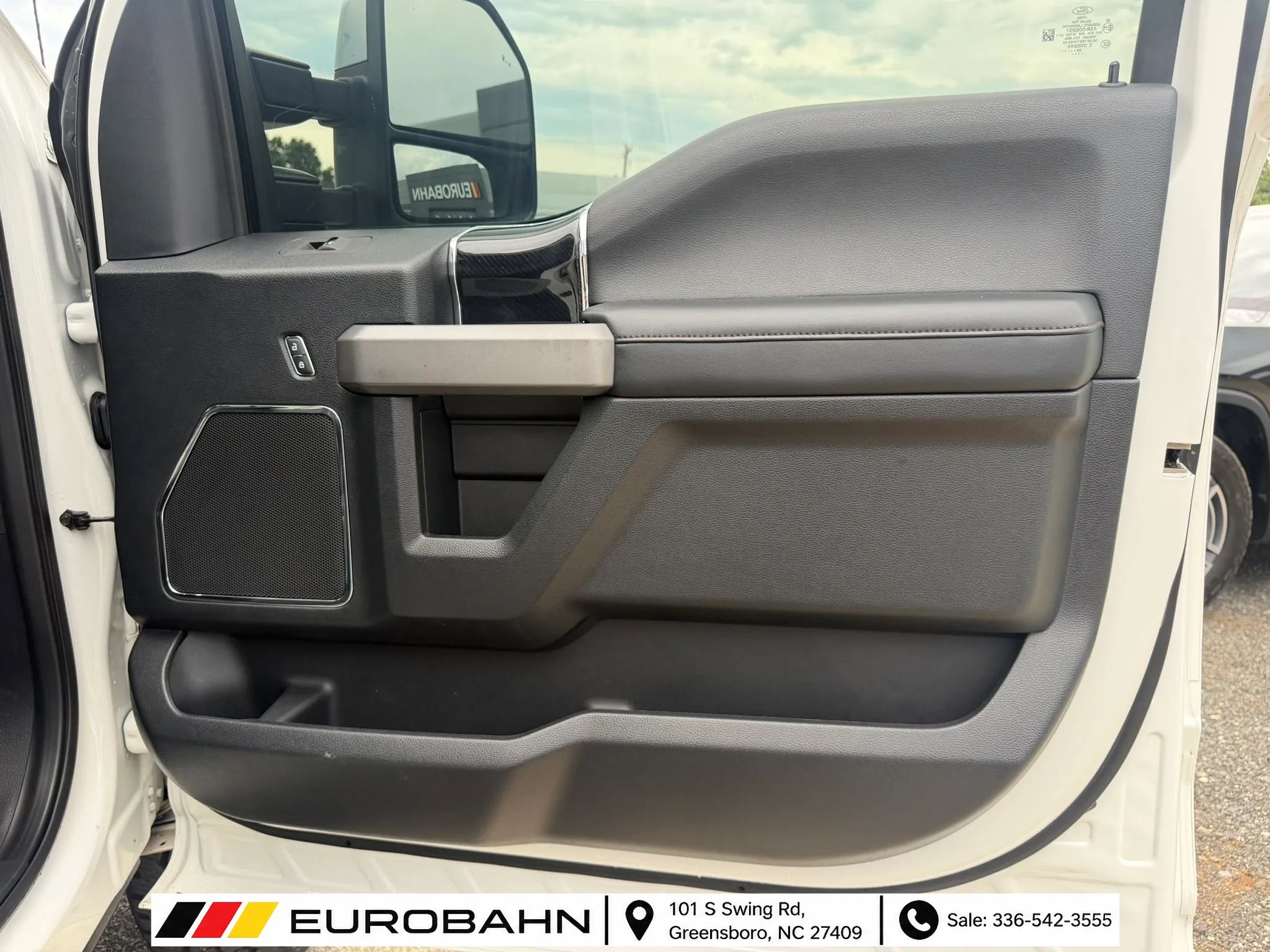 Used 2020 Ford F250 Platinum AWD/4WD image 24