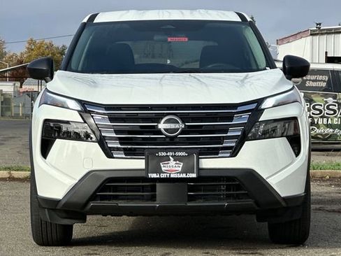 New 2026 Nissan Rogue S image 9