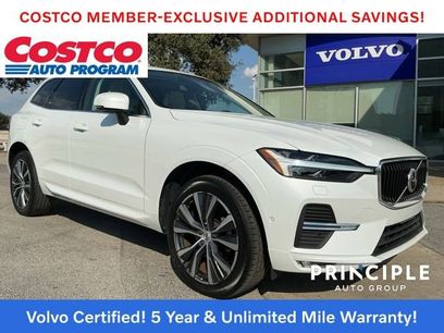 Certified 2022 Volvo XC60 B5 Momentum w/ Advanced Package