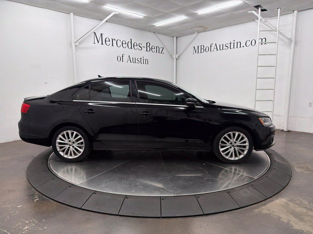 Used 2014 Volkswagen Jetta SEL FWD image 8