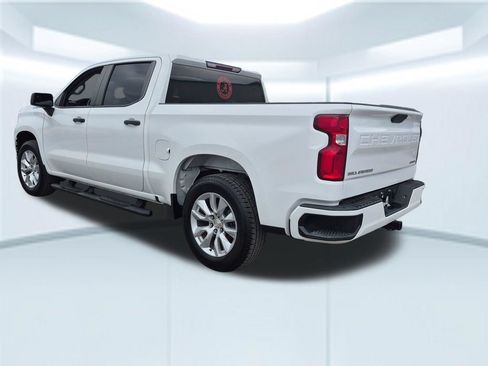 Used 2021 Chevrolet Silverado 1500 Custom RWD image 4