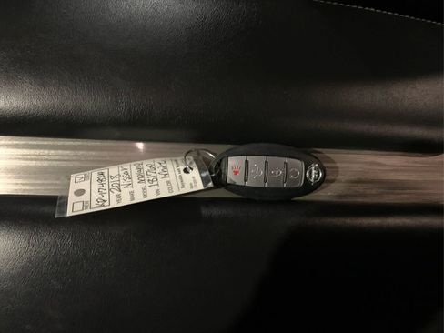 Used 2018 Nissan Murano SV w/ Cargo Package image 30