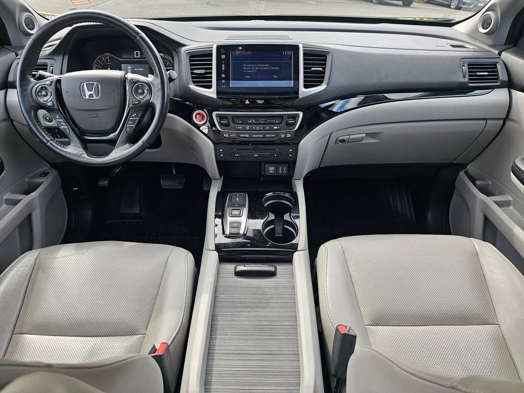 Used 2016 Honda Pilot Elite image 10