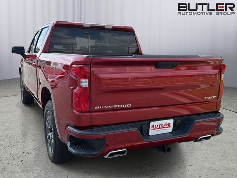 Used 2024 Chevrolet Silverado 1500 RST AWD/4WD image 5
