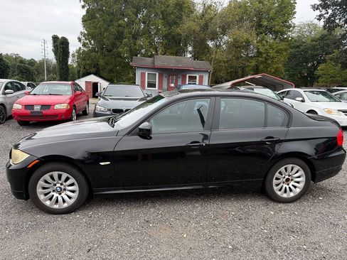 Used 2009 BMW 328i Sedan RWD image 2