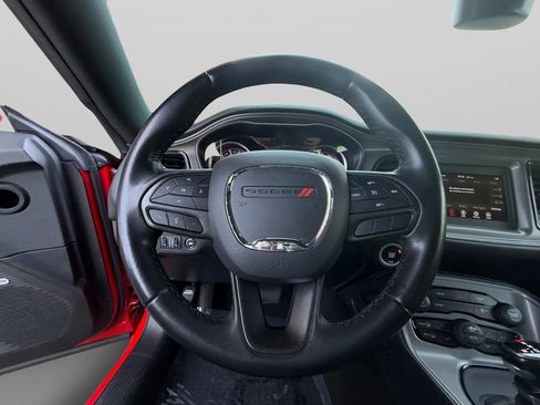 Used 2023 Dodge Challenger SXT RWD image 21