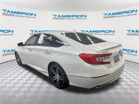 Used 2021 Honda Accord Touring image 3