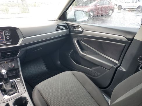 Used 2019 Volkswagen Jetta S image 14