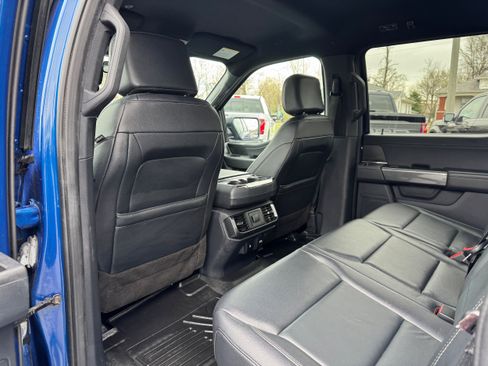 Used 2022 Ford F150 XLT w/ Equipment Group 302A High image 13