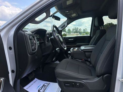 Used 2019 Chevrolet Silverado 1500 LT w/ All-Star Edition AWD/4WD image 12