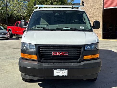New 2025 GMC Savana 2500 w/ Driver Convenience Package RWD image 5