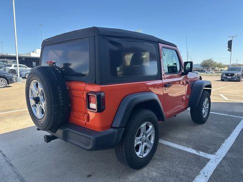 Used 2018 Jeep Wrangler Sport S image 4