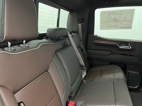 New 2025 GMC Sierra 1500 Denali w/ Denali Reserve Package image 34