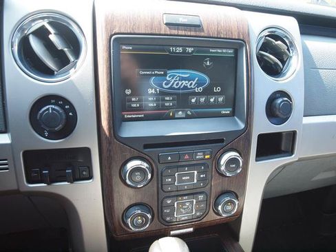 Used 2014 Ford F150 Lariat w/ Equipment Group 502A Luxury AWD/4WD image 10