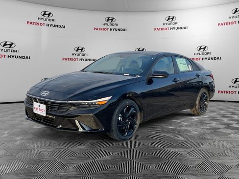 New 2026 Hyundai Elantra Sport FWD image 7