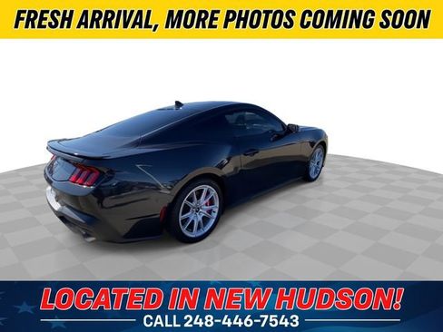 Used 2024 Ford Mustang GT Premium image 2