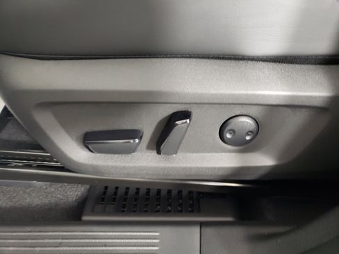 New 2026 Nissan Rogue Platinum image 11