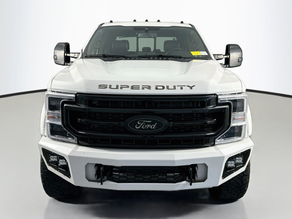 Used 2022 Ford F250 Lariat w/ Black Appearance Package AWD/4WD image 2