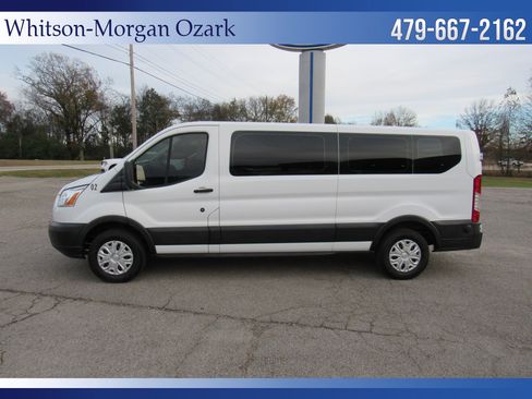 Used 2019 Ford Transit 350 XLT image 6