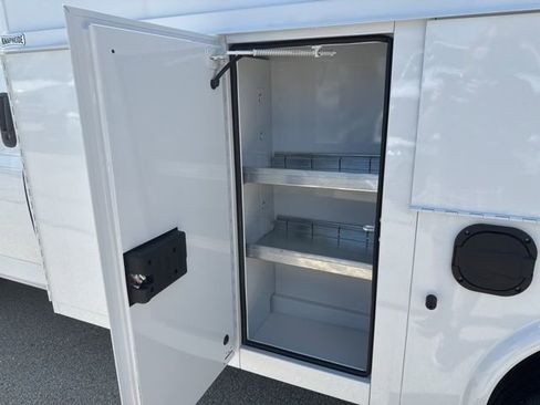 New 2025 Chevrolet Express 3500 w/ Power Convenience Package RWD image 9