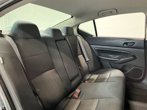 Used 2024 Nissan Altima 2.5 SV FWD image 13