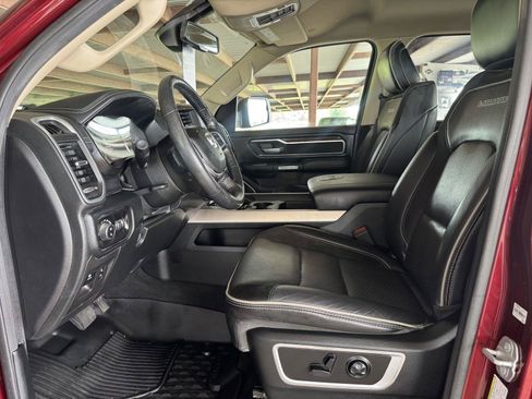 Used 2020 RAM 1500 Laramie RWD image 28