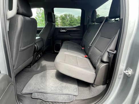 Certified 2024 Chevrolet Silverado 1500 LT AWD/4WD image 17