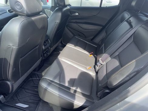 Used 2018 Chevrolet Equinox Premier image 11