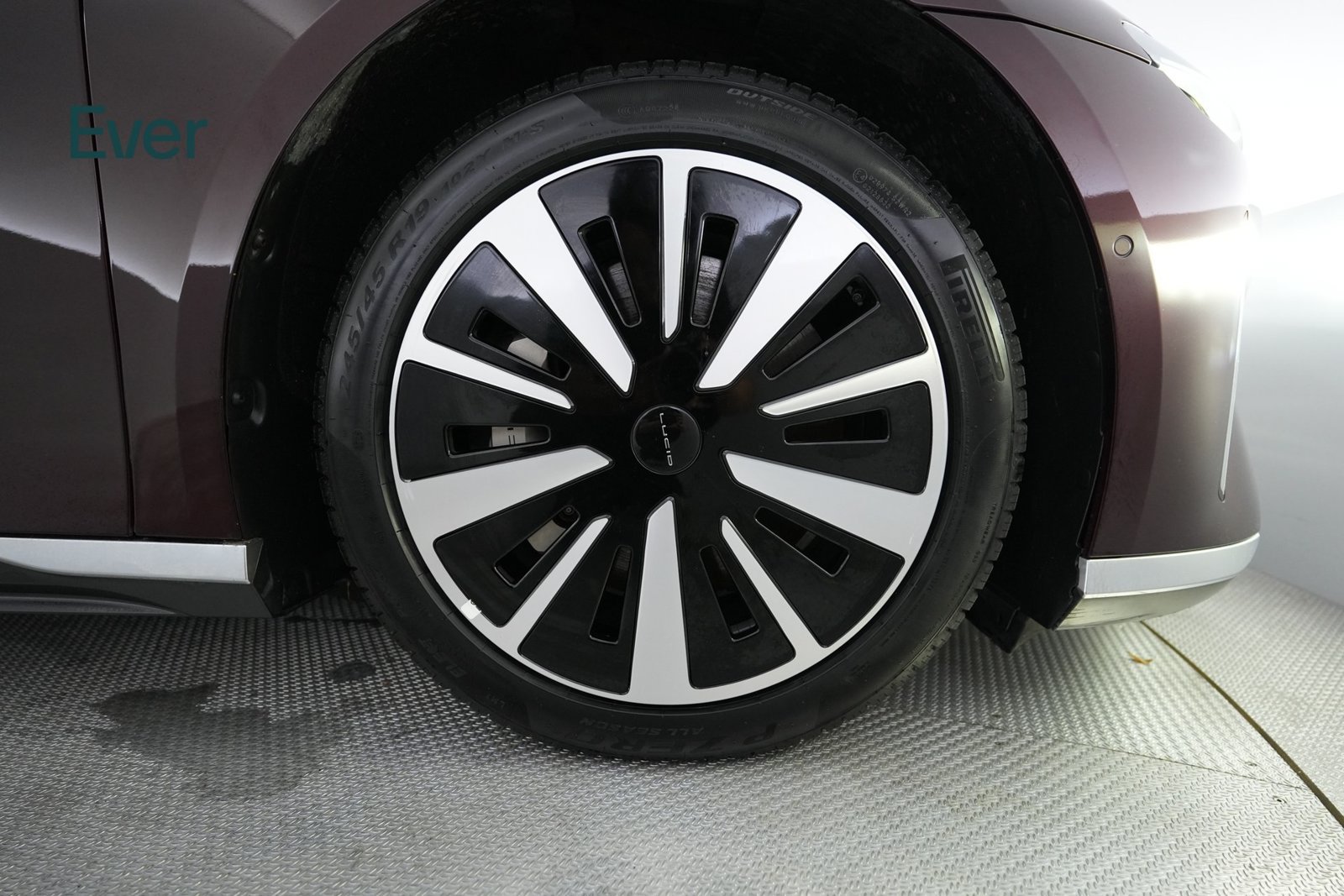 Used 2023 Lucid Air Touring AWD/4WD image 21