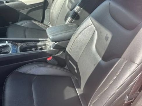 Used 2024 Jeep Compass Limited AWD/4WD image 7