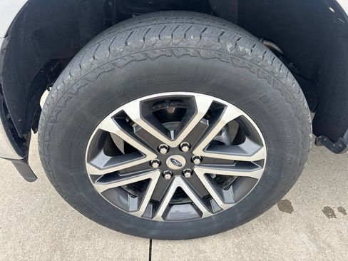Certified 2024 Ford F150 Lariat AWD/4WD image 6