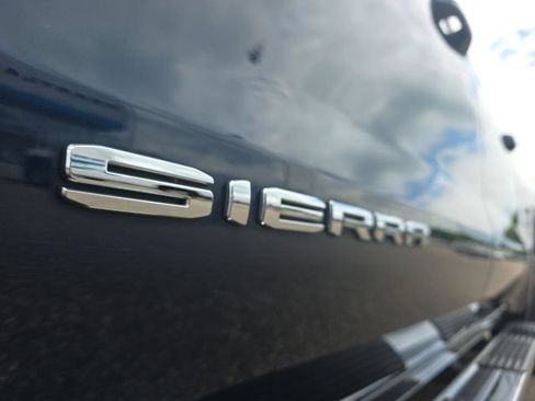 Used 2020 GMC Sierra 1500 SLE w/ SLE Convenience Package AWD/4WD image 8