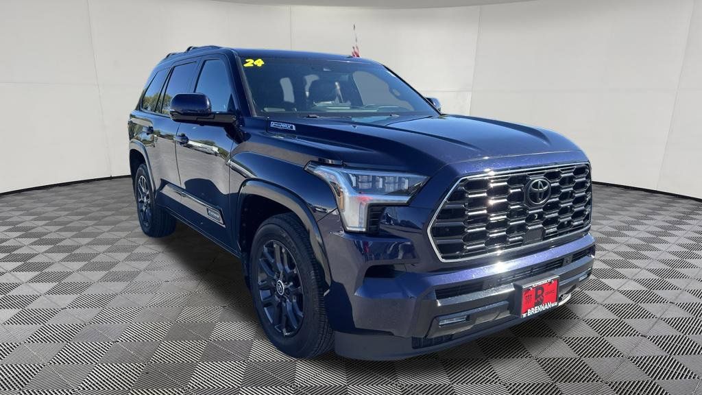 Used 2024 Toyota Sequoia Platinum AWD/4WD image 7